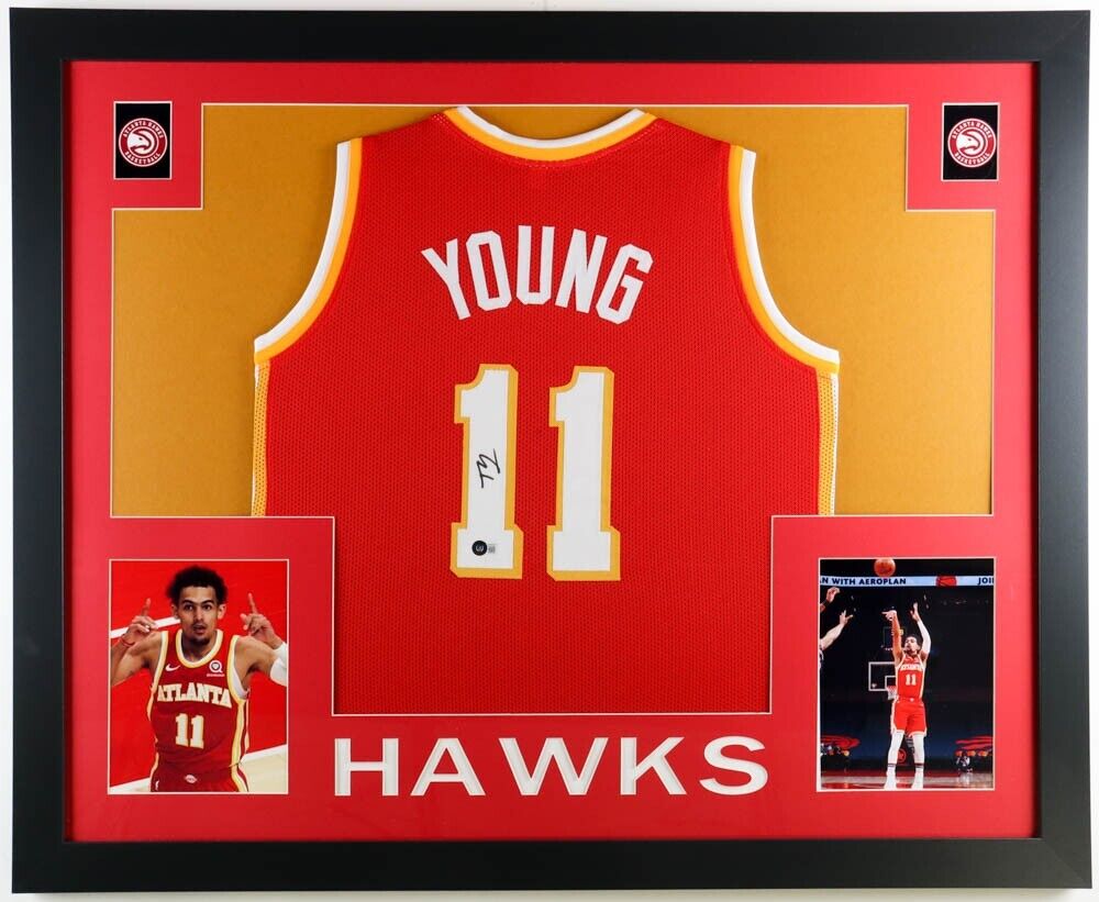 Trae Young Signed Atlanta Hawk 35×43 Framed Jersey (Beckett) #5 Overall Pick